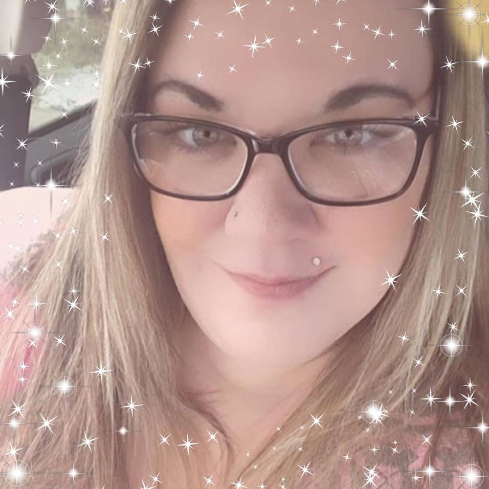 Meet your Posher, Jenn